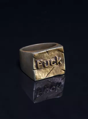 кольцо Fuck